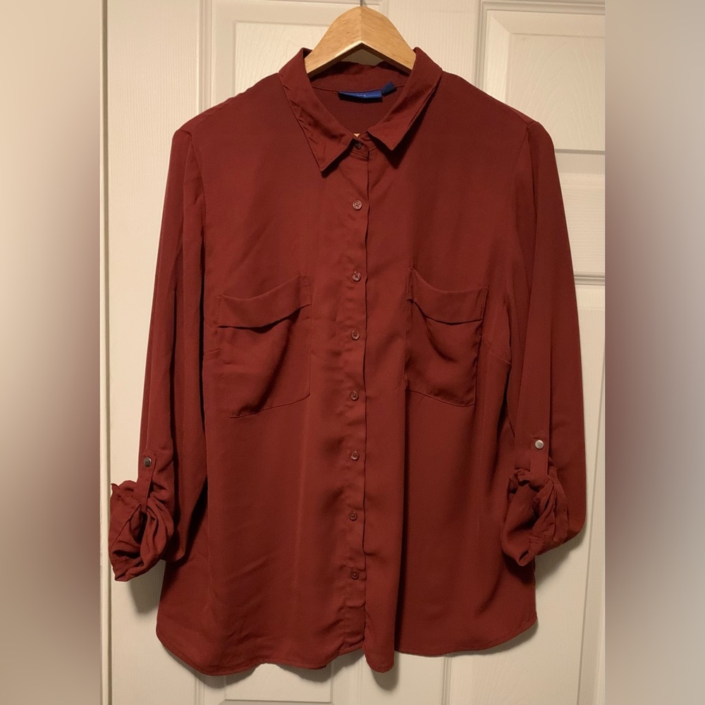 Apt 9 Button Down Long Sleeve Rust Colored Double Pocketed Shirt Roll Up Sleeves